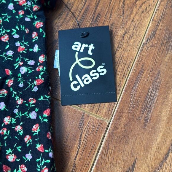 NWT Art Class Medium (8) Black Floral Short Sleeve Blouse Top Square Neck Ruched - Picture 3 of 6